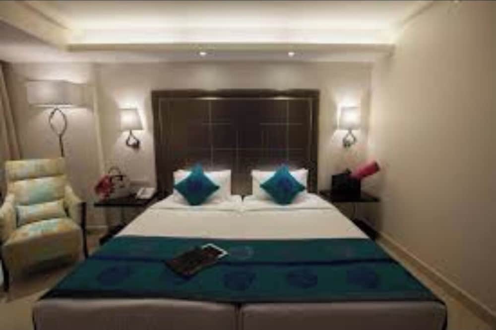 Airport Amenda Hotel