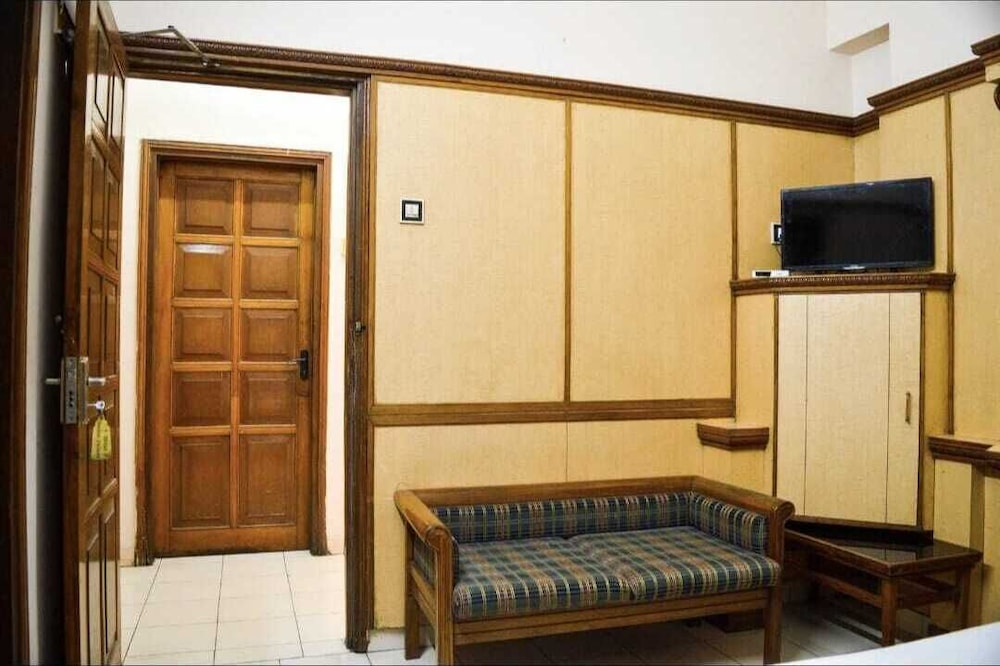 Hotel Saiom Palace