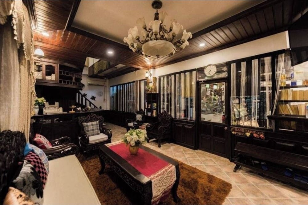 Luang Prabang Bakery & Guest House