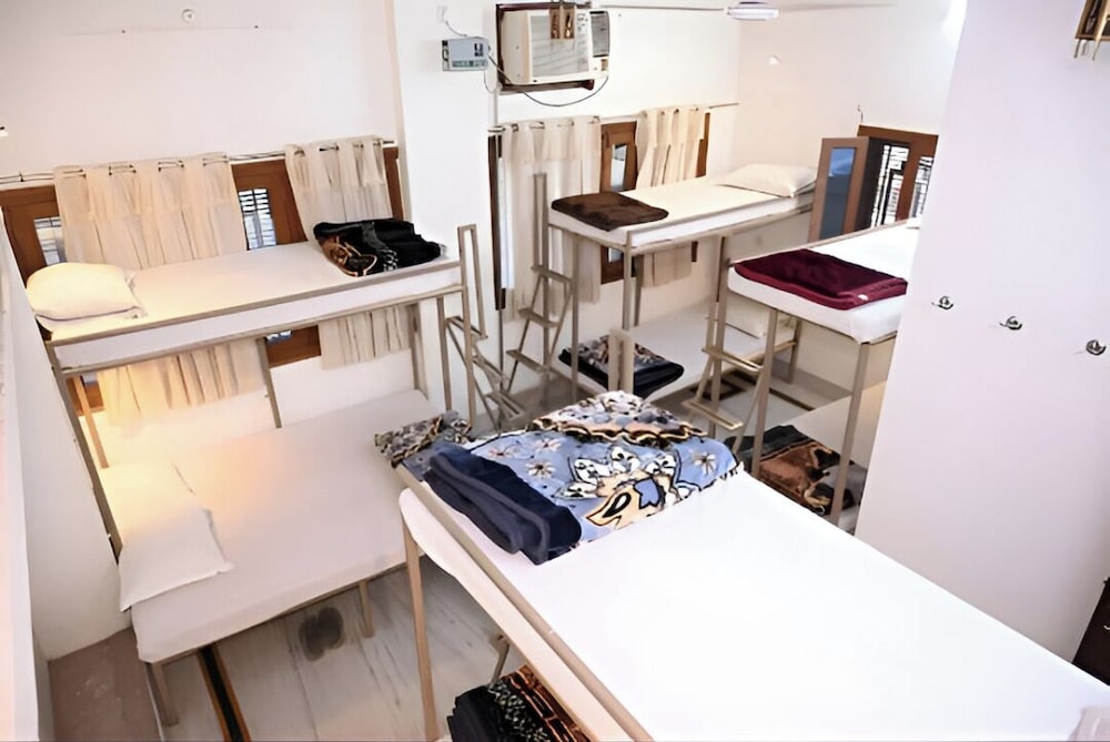 Batra Guest House