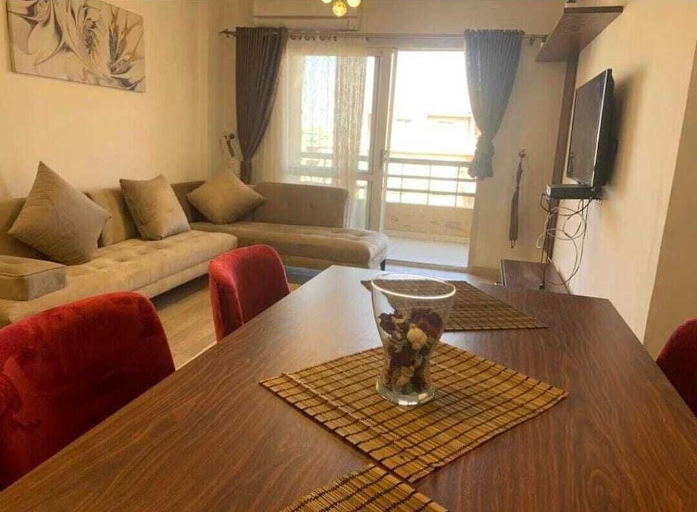 Stylish Hotel Apt Madinaty 6.67.17.12 view 3