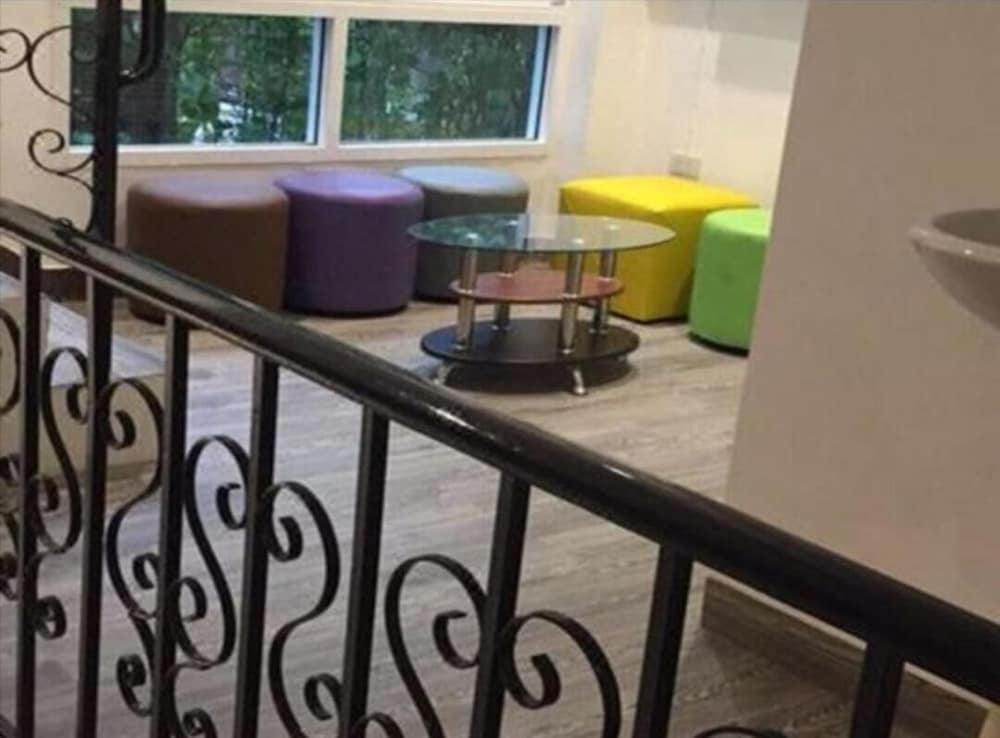 New S7 VIP - Hostel
