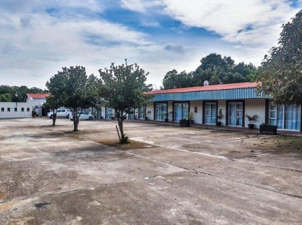 Nikita Motel