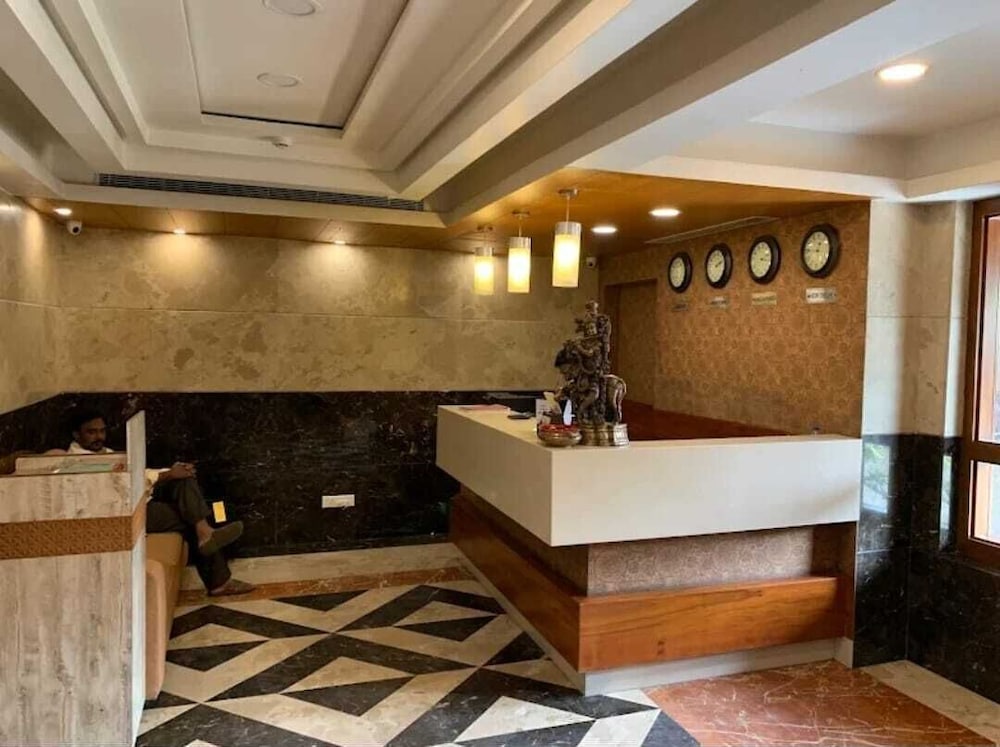 Hotel Thanmayi Inter National
