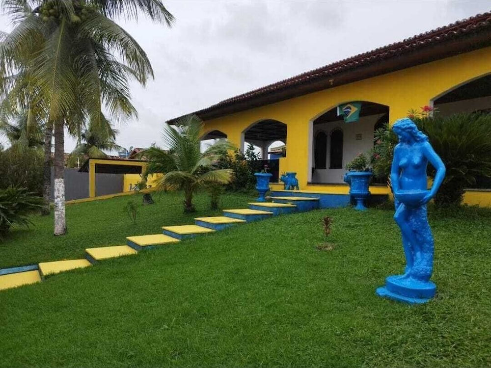 Casa com Piscina 50000 lts Área Gourmet