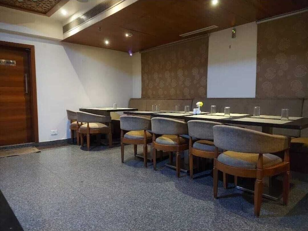 Hotel Thanmayi Inter National