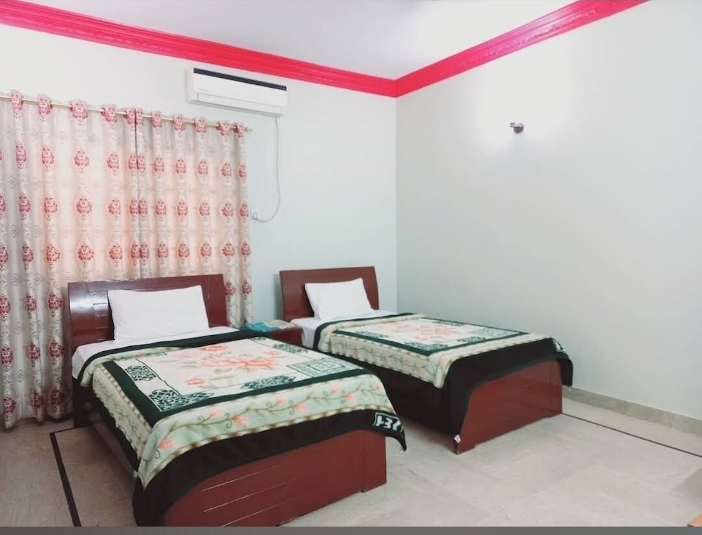 Cosy Inn Guest House Karachi view 3