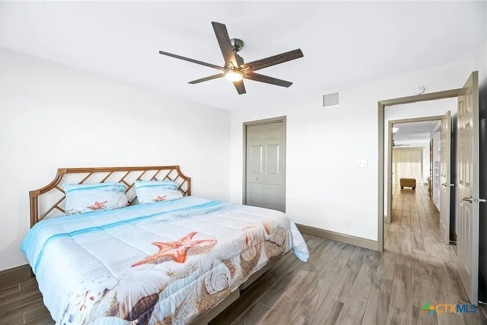 Beauty By The Bay K702 1 Bedroom Condo