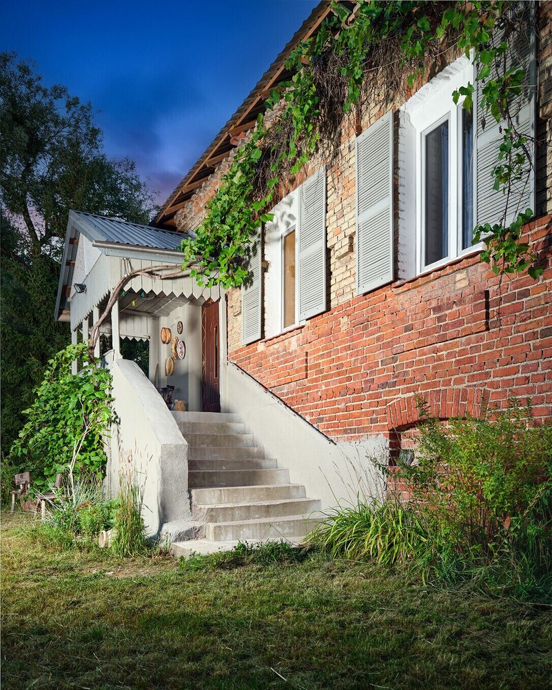 Photo 6
