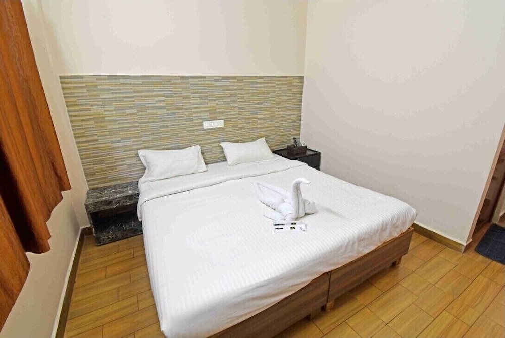 Aurobay Resorts