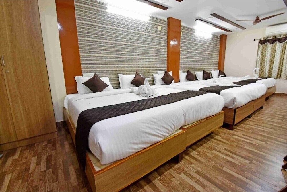 Aurobay Resorts