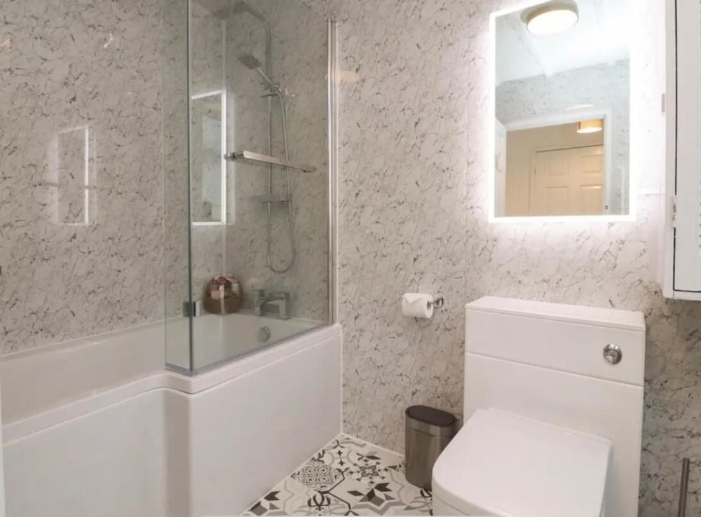 Kitty Cottage - 3 Bedroom - Warm and Welcoming - Sleeps 5 - Blackpool