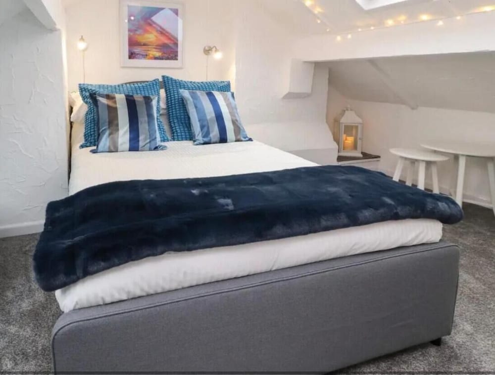 Kitty Cottage - 3 Bedroom - Warm and Welcoming - Sleeps 5 - Blackpool