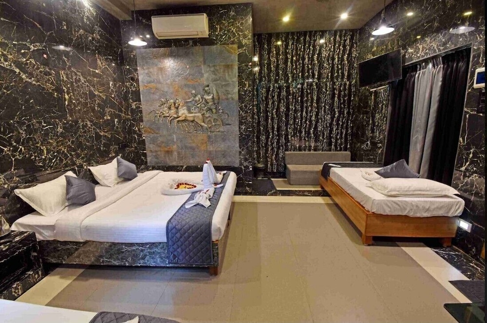 Aurobay Resorts
