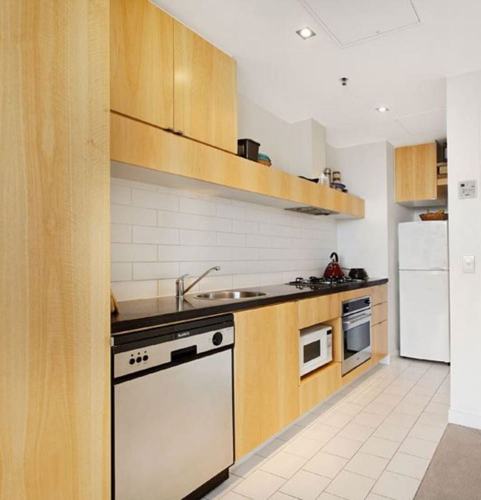 Readyset Apartments at QV