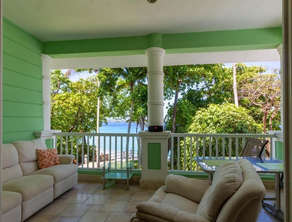 Sosúa, Beach Front With Ocean Views,