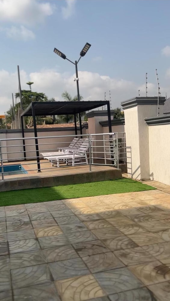 Luxecom Apartments, Your Dream Stay Starts Here!
