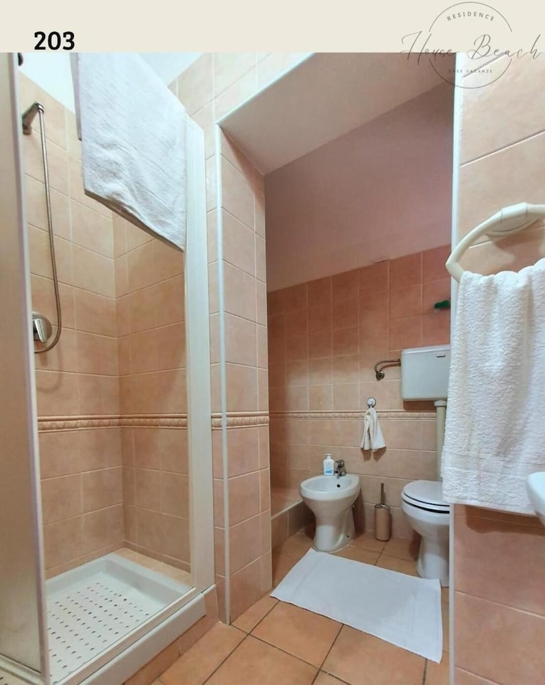 Splendid Quadruple Room Located 2 Steps From the sea photo 5