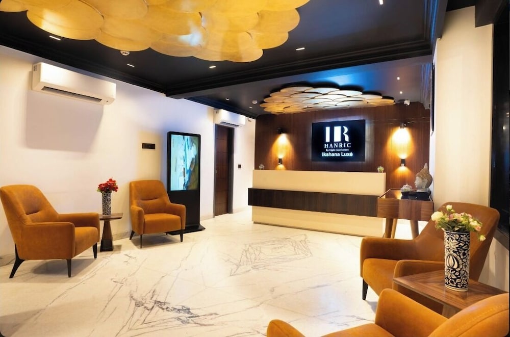 Lawrence Solitaire Resort Nainital