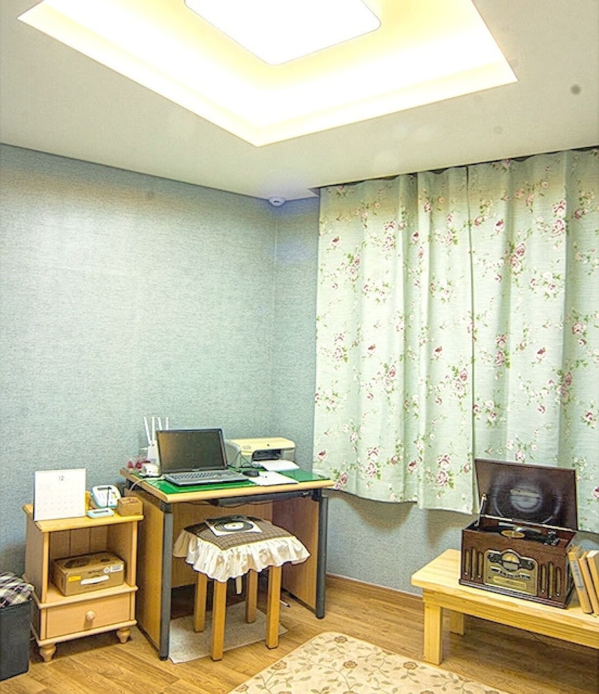 Tongyeong Semiee Guest House view 2