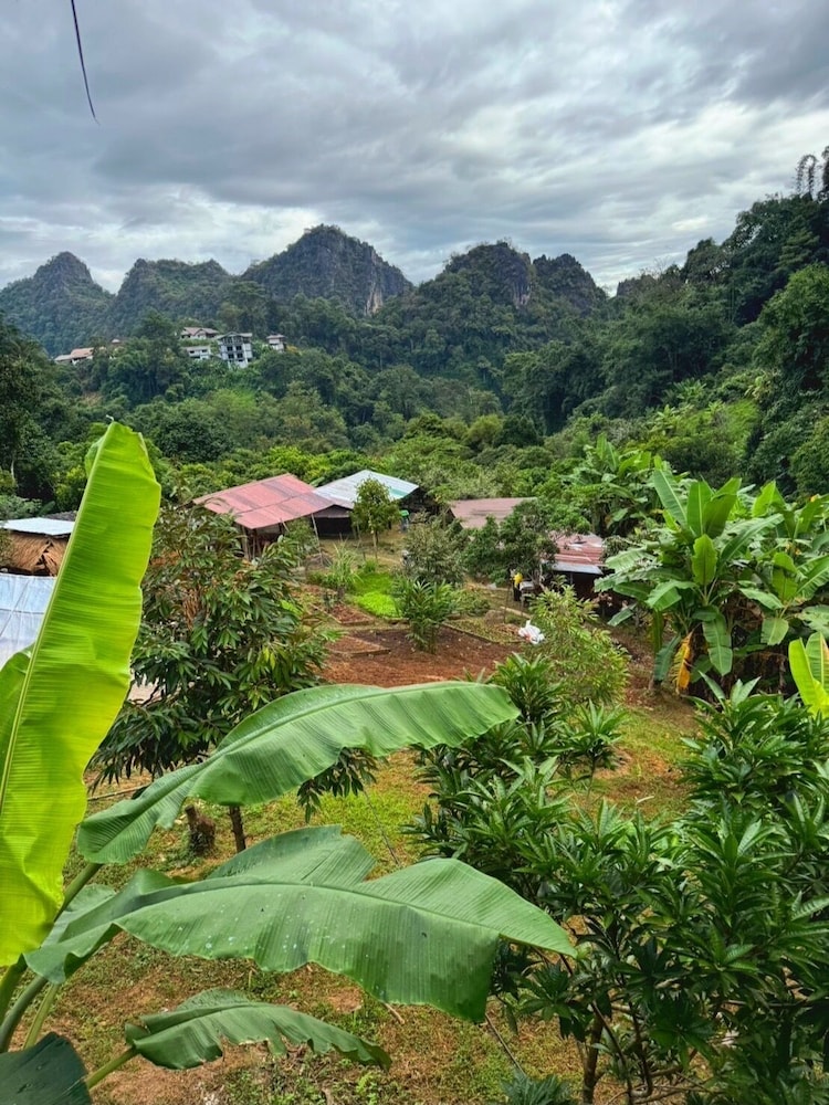 Baan Suan Pha Mi