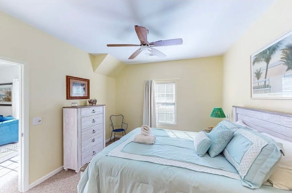 Royal Poste Unit 2807 2 Bedroom Condo