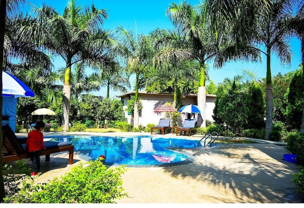 Kingfisher resorts