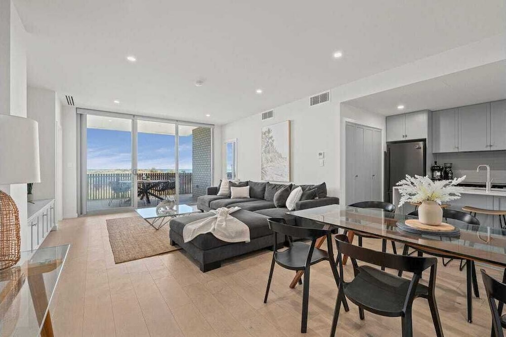 Sea Dunes Luxury Apartments