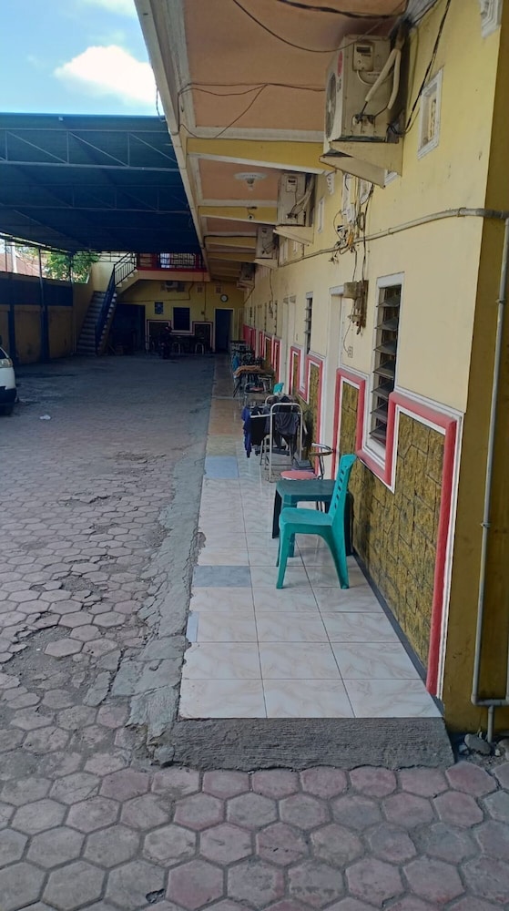 Photo 19