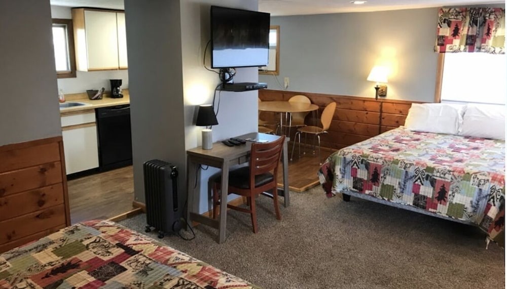 Holiday Motel