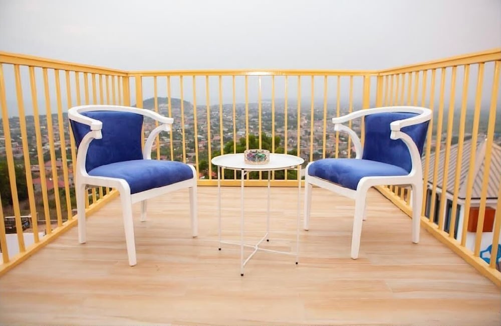 Villa D'Tuger view 3