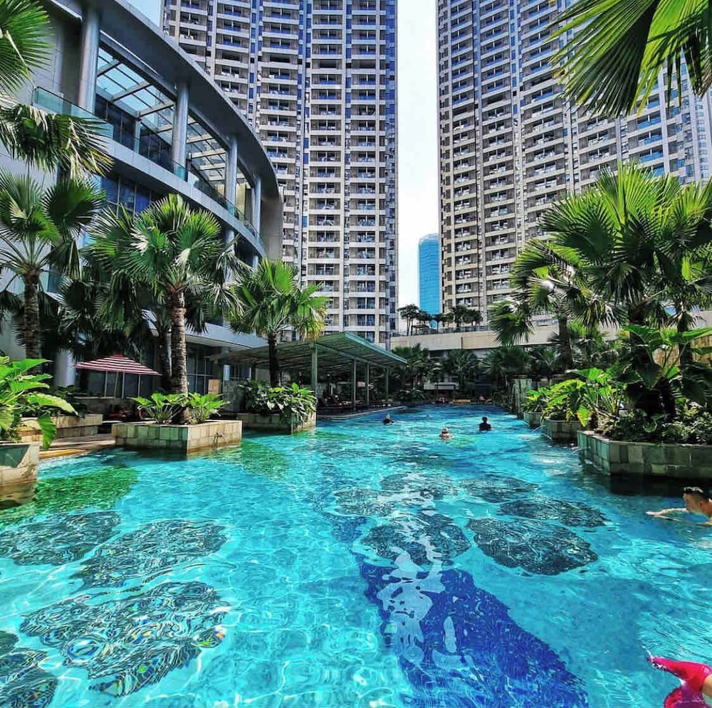 Premium Taman Anggrek Residences
