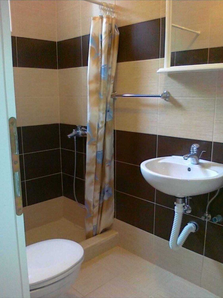 Photo 37