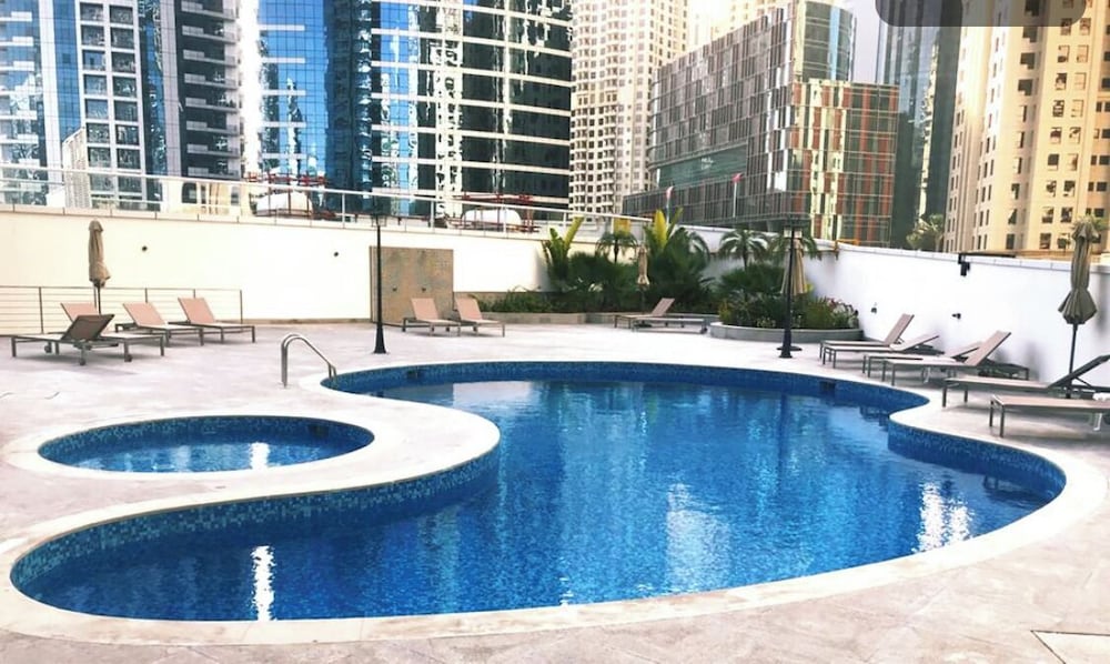 Golden Stay Vacation Continental Tower