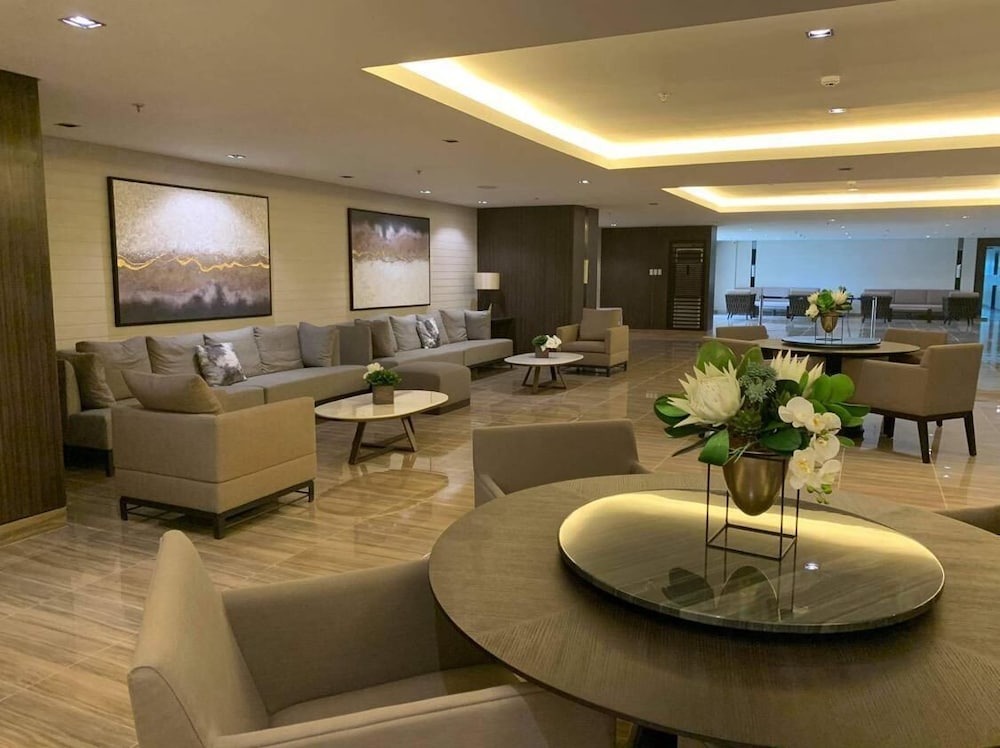 Air Residences-Modern studio w/ City skyline view