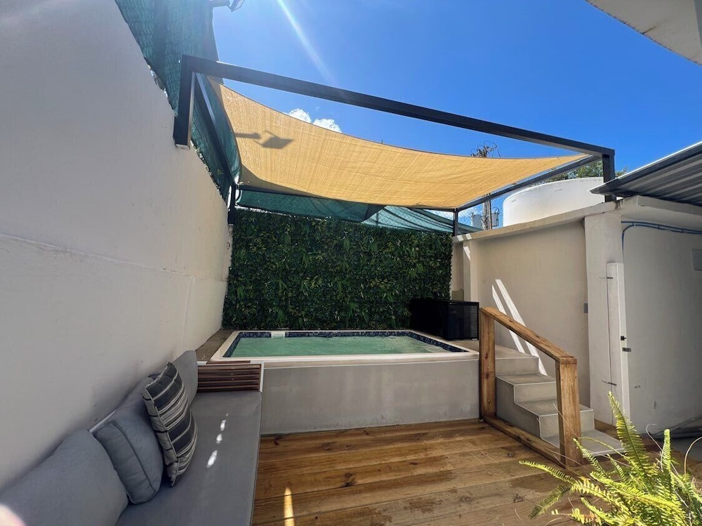 Ocean Park 3BDR / 2b Pool @ Riviera Villa