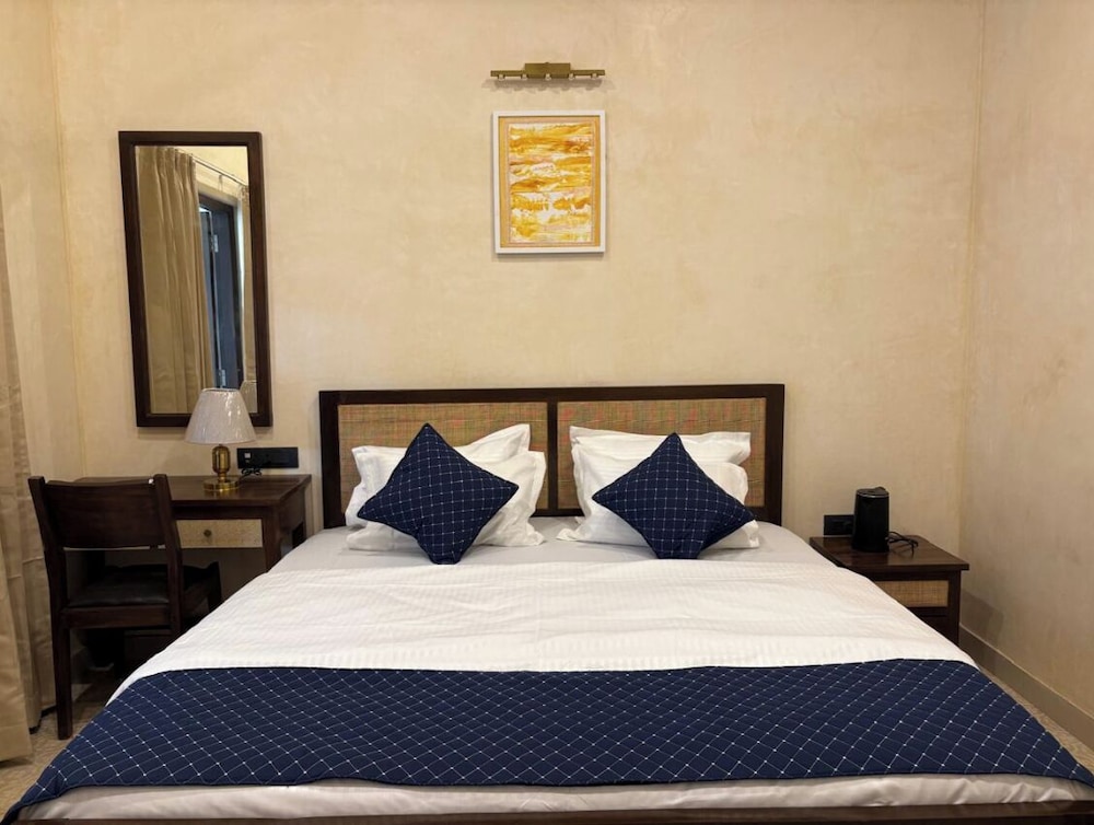 Yellowstone Resort Arambol