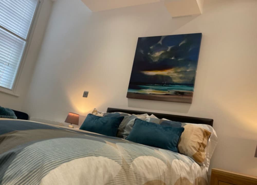 Stylish 2-bed Luxury Apartment in Nottingham City view 2
