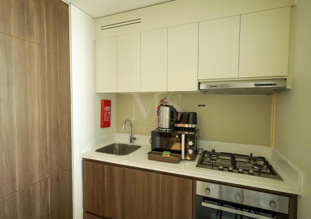 Mh-1 Bhk With Stunning Canal View in Reva Residence Ref 26005
