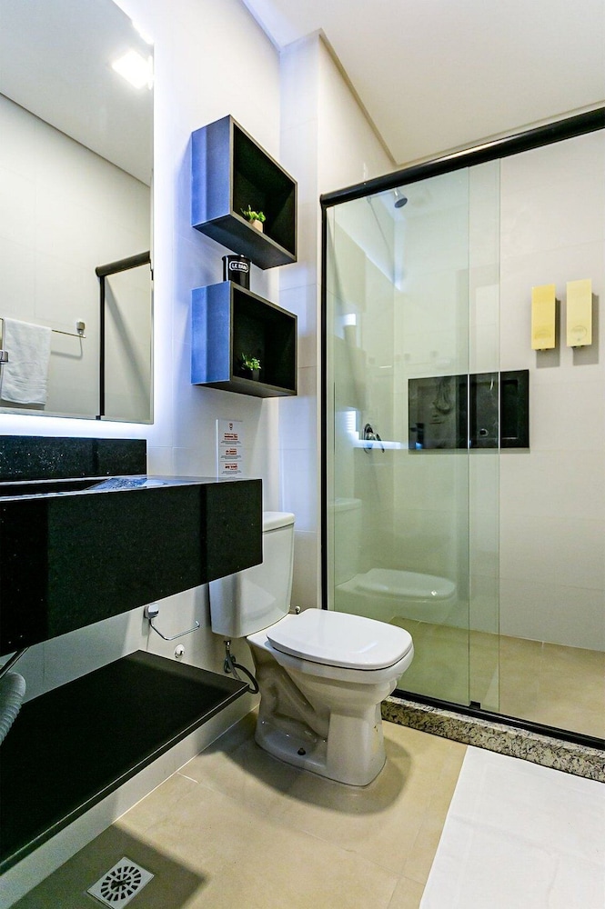 New Studio Well Located 750m From the Beach Sti209