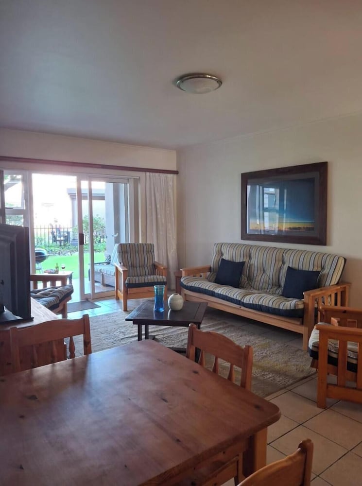 Portobello NO 5, Mossel Bay, Garden Route