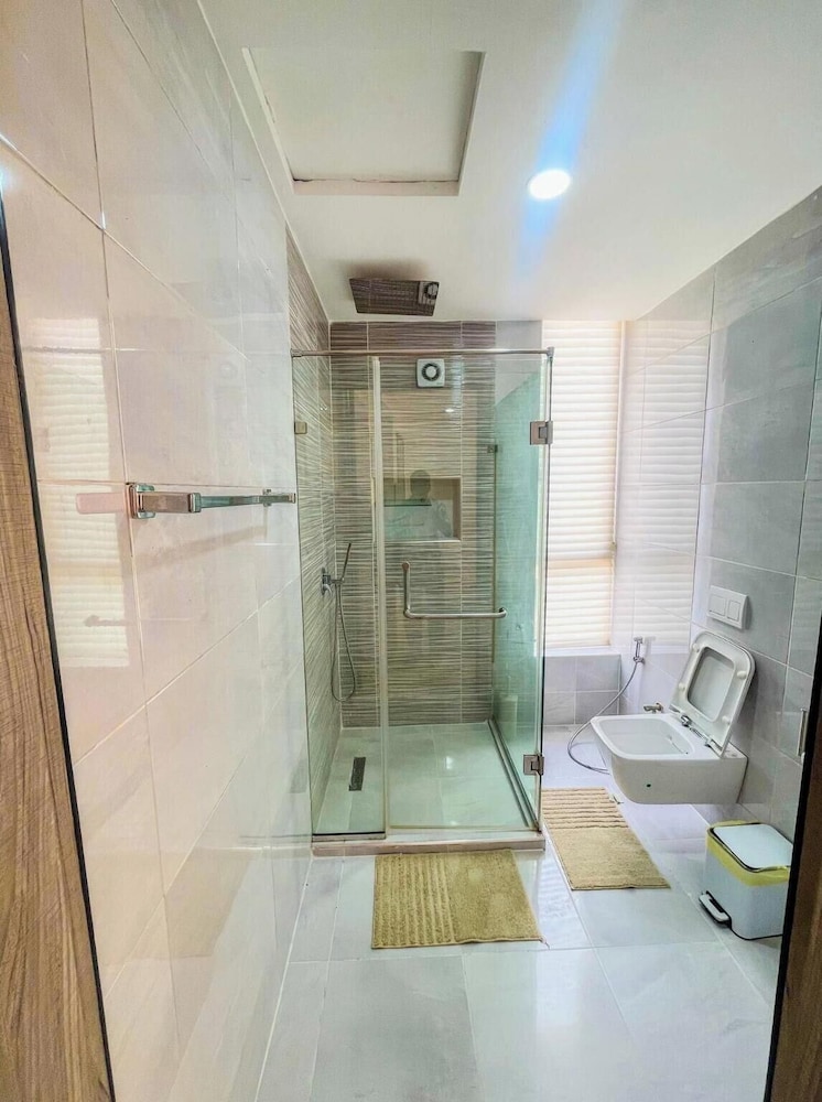 Luxurious 2-bedroom Apartment in Lagos With City View
