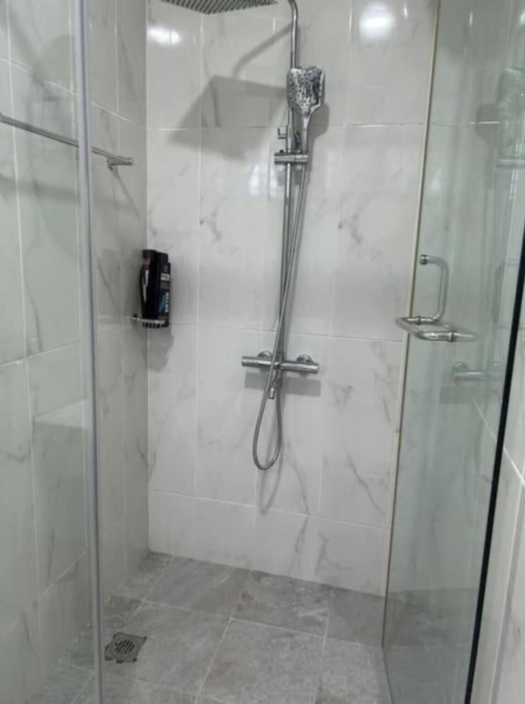 3 Bedroom En-suite House in Communication Hills, East Legon Hills