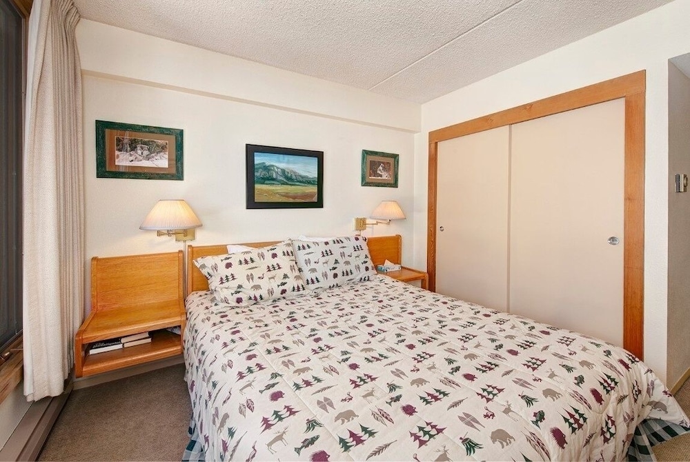 1776 Decatur 4 Bedroom Condo