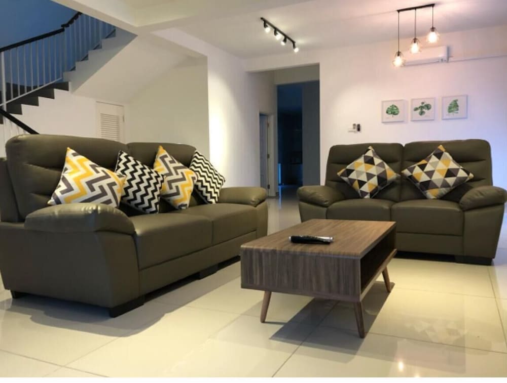 Photo 36