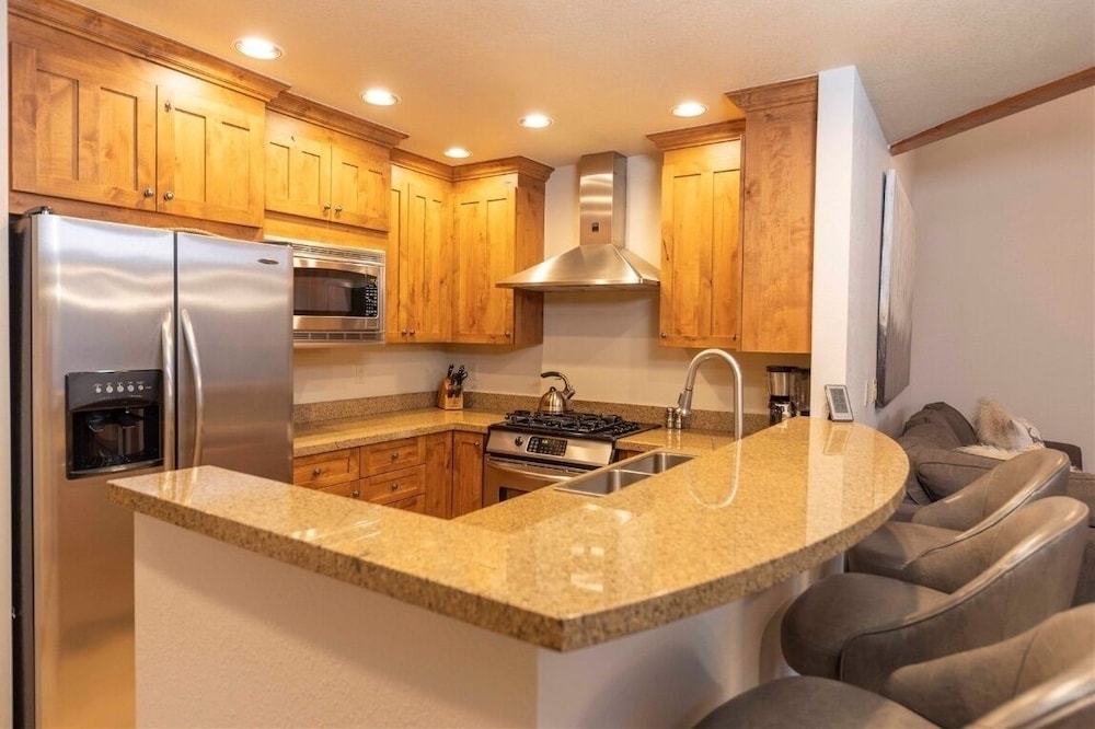 24 Autumn Brook 4 Bedroom Townhouse
