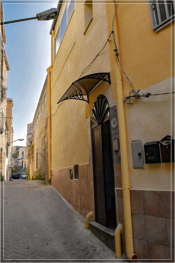 Photo 30