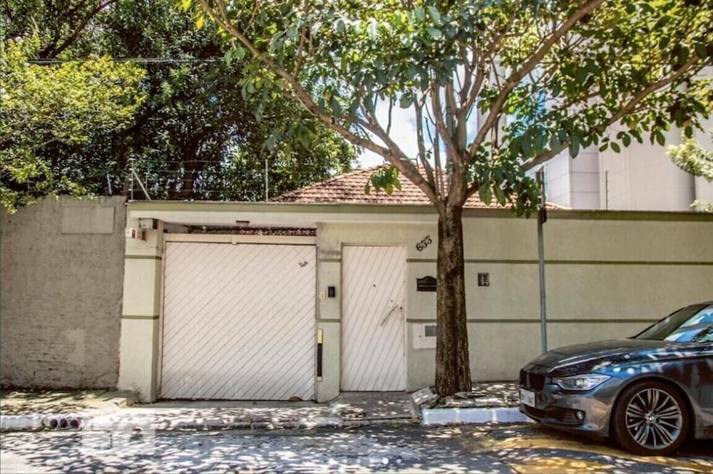 Casa Jardim Studios