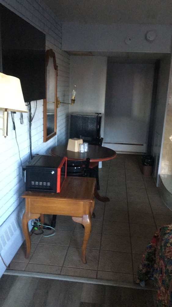 Dorchester Motel