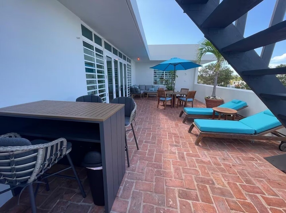 Blue Pearl-4 D'Luxe Beach Retreat